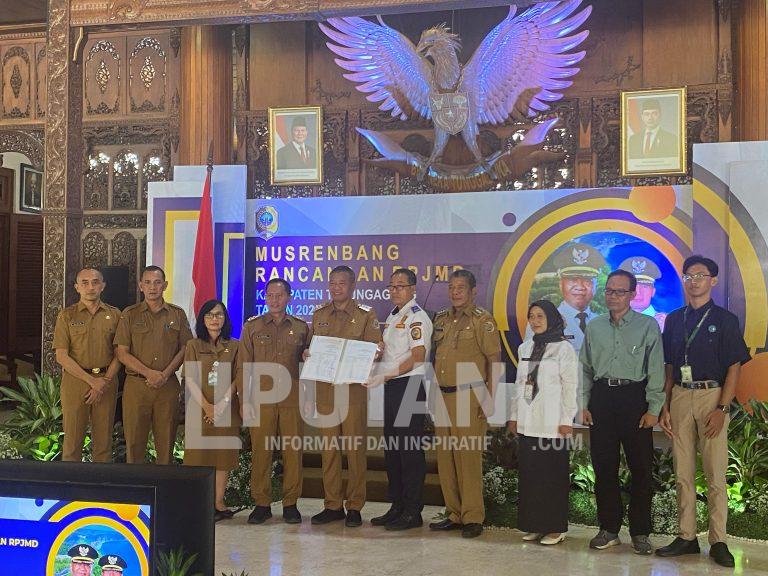 Bupati Gatut Sunu Sampaikan Sejumlah Program Dalam Musrenbang RPJMD Kabupaten Tulungagung Tahun 2025 – 2029 IMG 20250506 WA0021