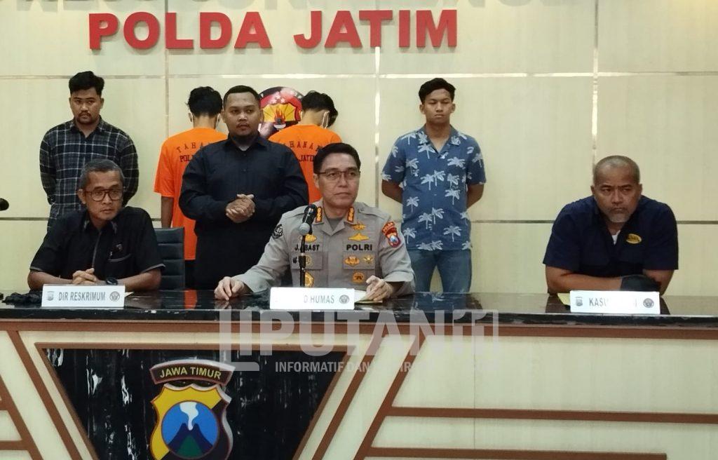 Polisi Tangkap dua Mahasiswa Surabaya, Peras Kadindik Jatim 2 24 oemerasan 1024x656 1