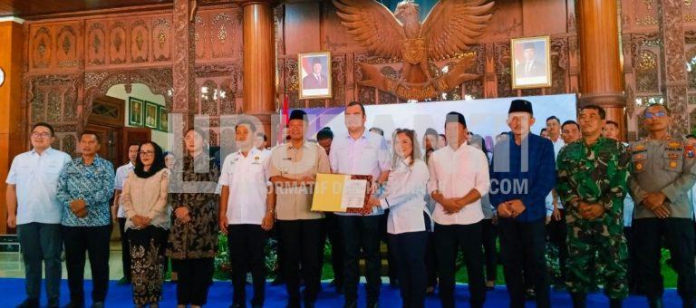 Pelantikan BPC HIPMI Tulungagung, ini Harapan Bupati Gatut Sunu 1000433883