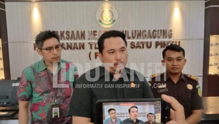 4 Tersangka Korupsi Desa Tanggung dan SKTM RSUD dr Iskak Dijebloskan ke Tahanan IMG 20250910 WA0281 1536x868 1
