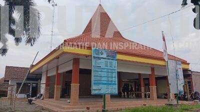 Pemerintah Desa Pandanwangi Laksanakan Rehabilitasi Pendopo Secara Bertahap, Wujudkan Pelayanan Publik yang Lebih Baik IMG 20251027 WA0004