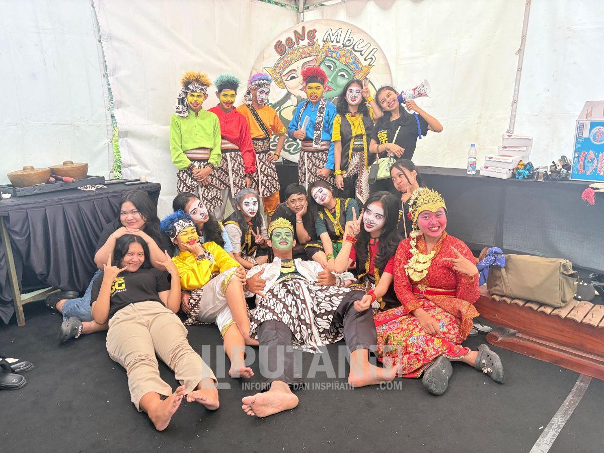 Sanggar Seni Gedhang Godhog Torehkan Prestasi, Satu Satunya Pelestari Kentrung di Tulungagung 2 1000673978