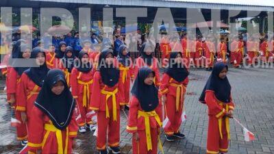 Tarian Kolosal SD Muda Tampil Memukau Pada Apel Milad ke-113 Muhammadiyah di PCM Besuki 1000685090