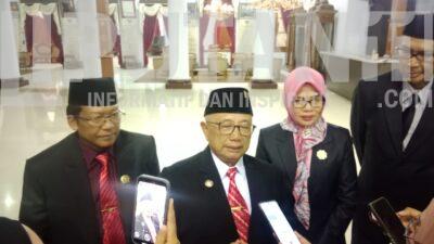 Ketua DPRD Kabupaten Blitar Hadiri Pelantikan 8 Pejabat Pimpinan Tinggi Pratama di Lingkungan Pemkab Blitar Gambar WhatsApp 2025 11 13 pukul 21.56.22 020708f9