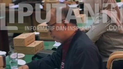 Komisi IV DPRD Kabupaten Blitar Gandeng Kemenkum dan OPD Matangkan Ranperda Percepatan Penanggulangan Kemiskinan a2591c28 d6ed 4d38 8611 722ce5b79541