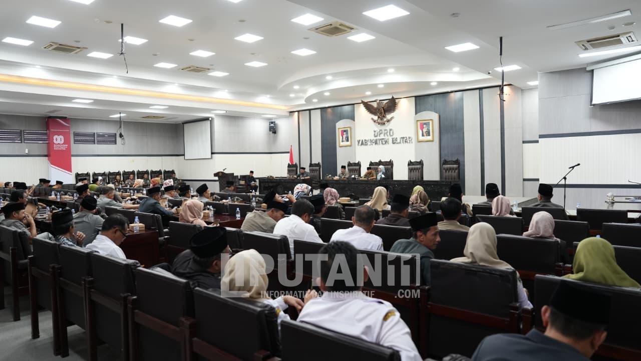 DPRD Kabupaten Blitar Bahas Nota Keuangan dan Raperda APBD 2026 dalam Rapat Paripurna 5 fe37a1dc 979b 4086 b949 f77af4c082a7