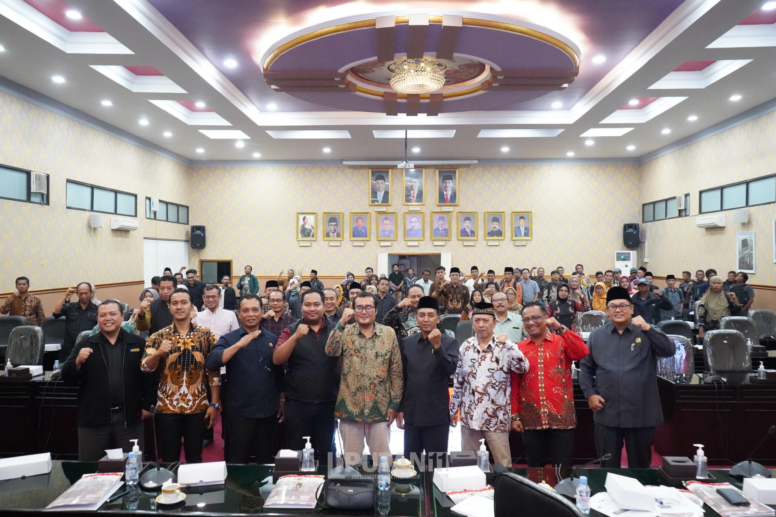 Forum Konsultasi Publik Digelar, DPRD Kota Blitar Matangkan Raperda Bantuan Hukum dan Kota Layak Anak 1 iRyCo04ng9PXHgbQNnlWHhWq1NKxHqXl3L48vZsQ scaled