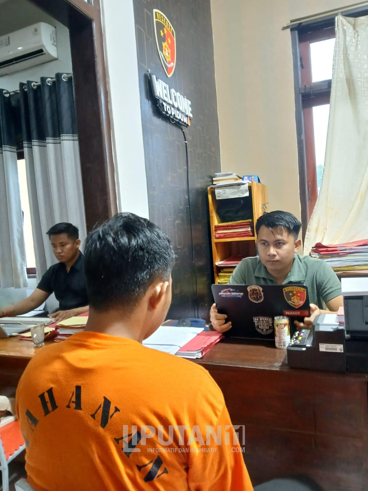 Pegawai Honorer RS DiSitubondo Diduga Menggelapkan Uang Loket 20 Juta,di Amankan Polisi 1 IMG 20251211 WA0045