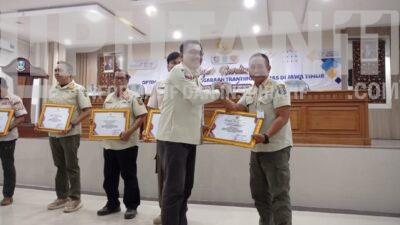 Satpol PP Jombang Menggebrak! Sabet Dua Penghargaan Prestisius di Ajang Trantibumlinmas Jawa Timur 2025 IMG 20251212 WA0001