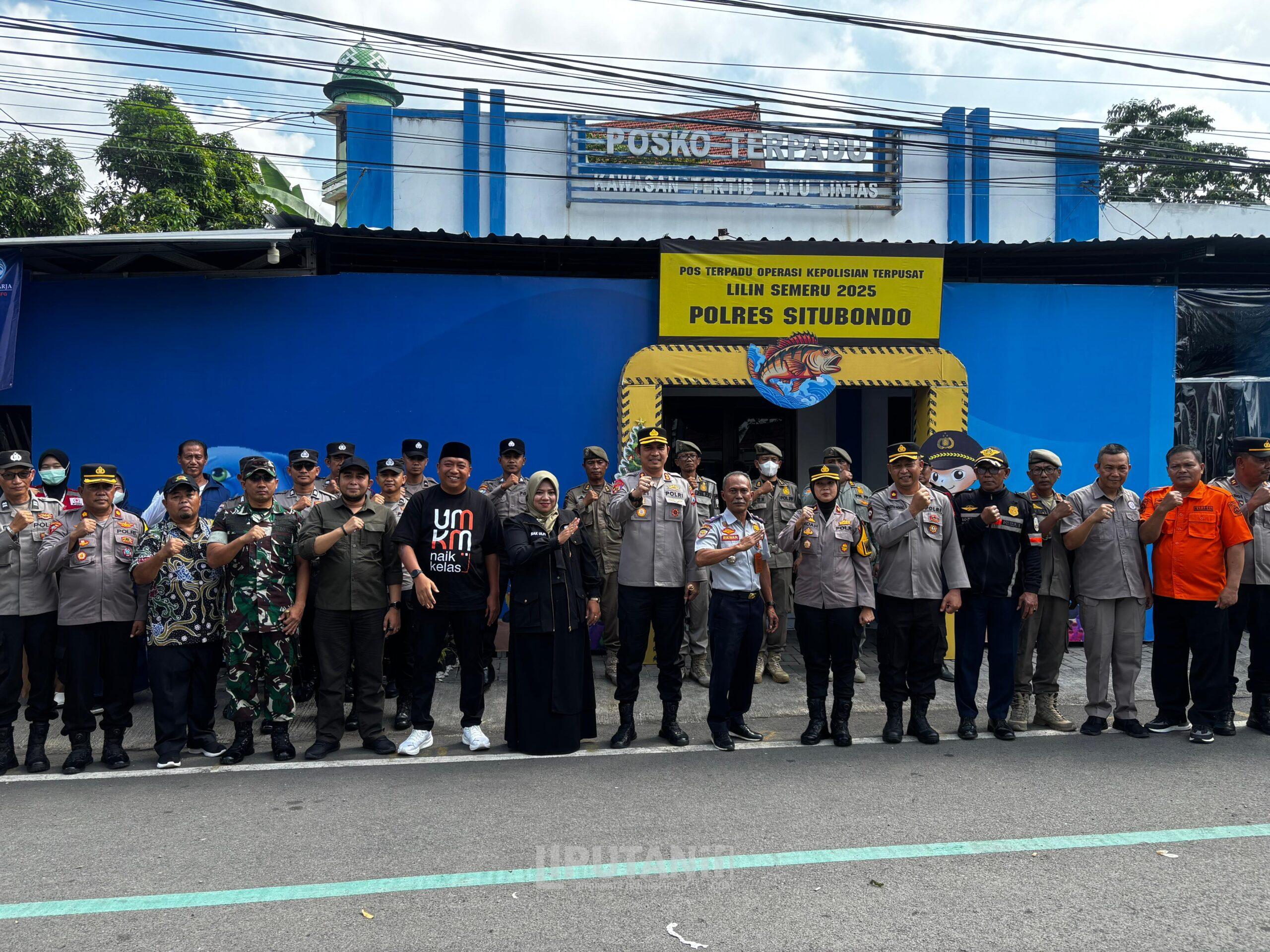 Kapolres Situbondo Jawa Timur bersama Forkopimda Cek Pos Operasi Lilin Semeru Tahun 2025 1 IMG 20251225 WA0058 scaled