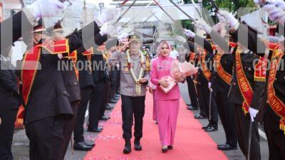 Tradisi Kepolisian dan Budaya Lokal Warnai Penyambutan Kapolres Situbondo AKBP Bayu Anuwar Sidiqie IMG 20260114 WA0022