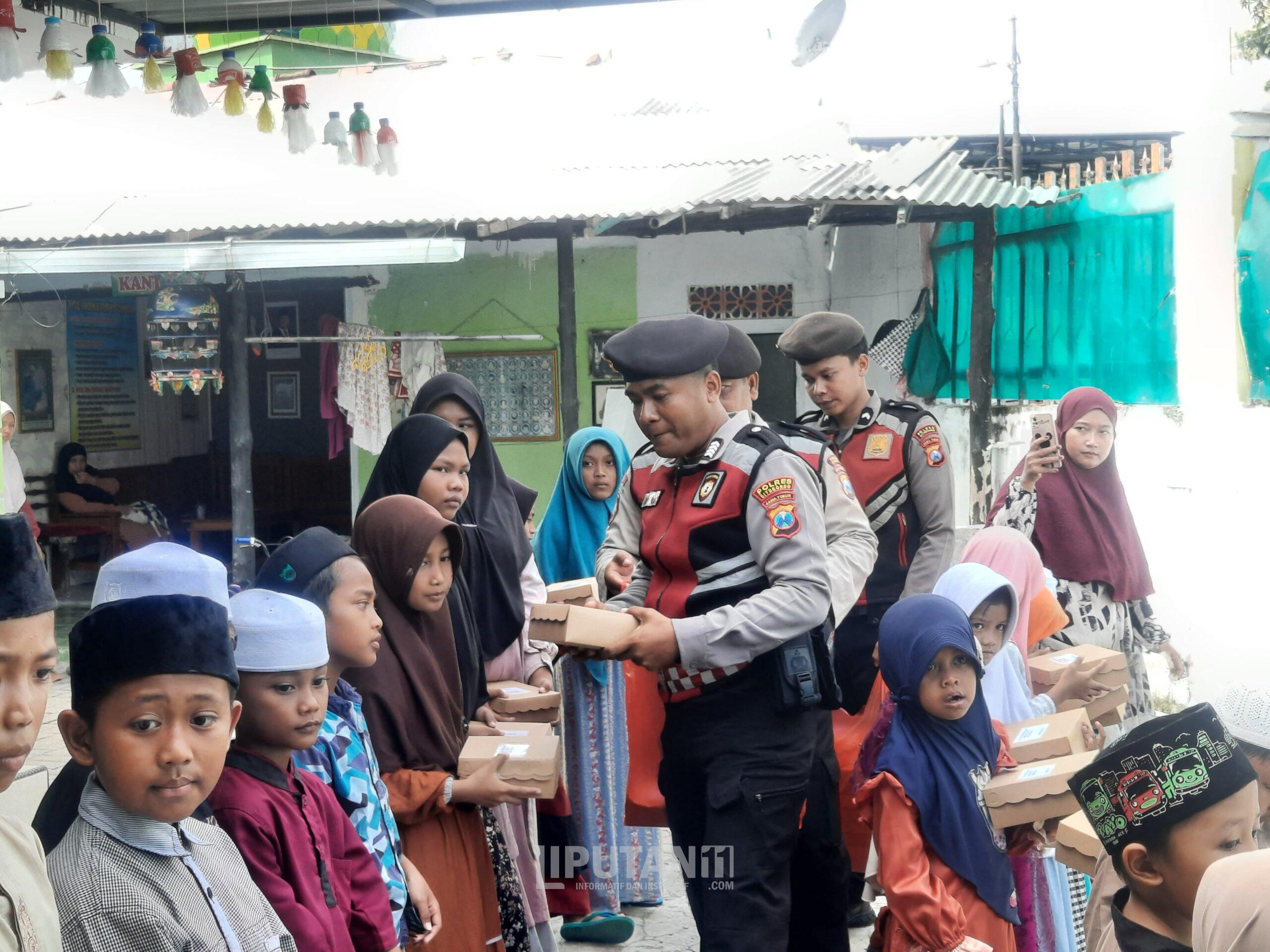 Samapta Polres Situbondo Tebar Kepedulian untuk Santri di Ponpes Nurur Rahman 1 IMG 20260116 WA0026 scaled