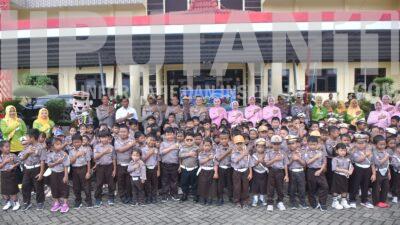 Keceriaan di Mapolres Situbondo: Puluhan Anak TK Bhayangkari Belajar Tertib Lalu Lintas Bersama Kapolres polisianak 2