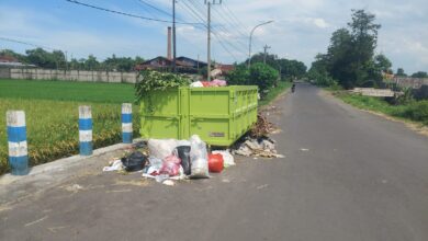 Sampah Berserakan Dan Bau,Menyengat,Menganggu Pengguna Jalan 6 IMG 20260202 WA0083