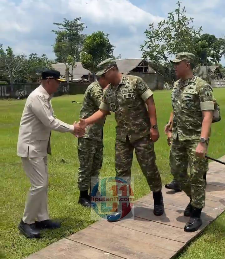 Dampingi Kunker Wakil Panglima TNI, Bupati Gatot Sunu Tegaskan Dukungan Penuh untuk Yonif TP 886/Panjalu Jayati 1 IMG 20260219 WA0114