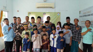 Momen Haru di Panti Asuhan Lentera, Kapolres Situbondo Peluk dan Beri Santunan Anak Yatim 2 IMG 20260226 WA0036