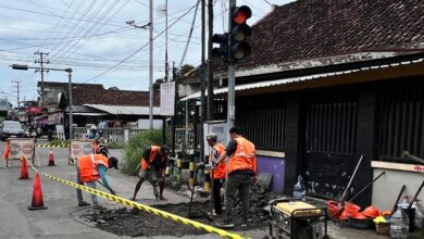 Jelang Lebaran, Dinas PUPR Tulungagung Kebut Perbaikan Jalan MT. Haryono 2 IMG 20260304 WA0090