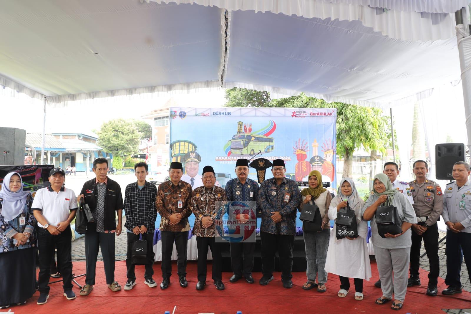 Dishub Jombang Jadi Garda Terdepan, Program Angkutan Balik Lebaran Gratis 2026 Berjalan Lancar dan Humanis 1 IMG 20260326 WA0009