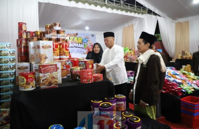 Safari Ramadhan di Bandung, Bupati Tulungagung Serahkan Bansos dan Santuni Anak Yatim 1 Screenshot 20260314 083155 Chrome