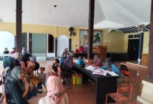 22 Balita Mendapatkan Imunisasi Rutin di Balai Desa Tanggulturus Kecamatan Besuki 2 WhatsApp Image 2026 03 13 at 09.26.37