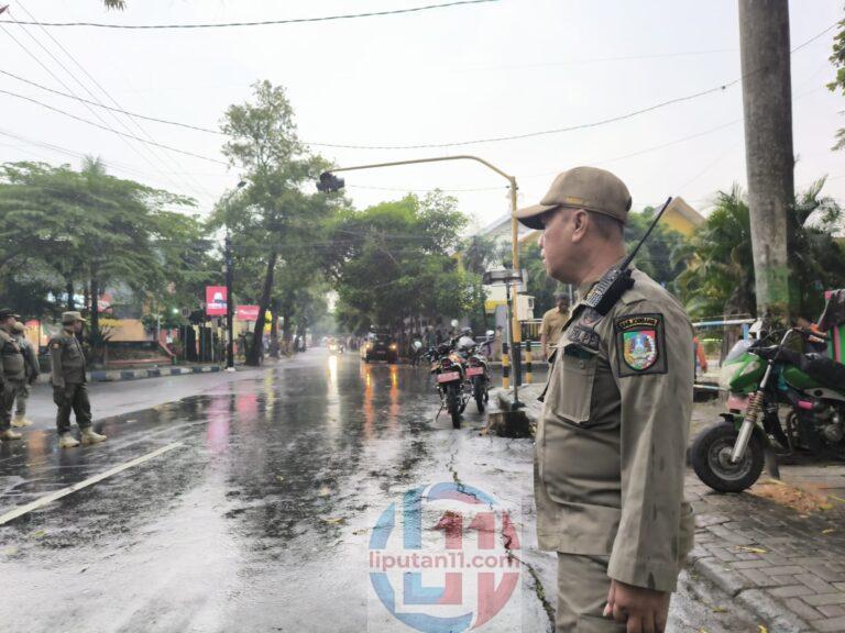 Pemkab Jombang Tertibkan PKL di Zona Merah, Alun-Alun Kembali Bersih dan Nyaman IMG 20260411 WA0007