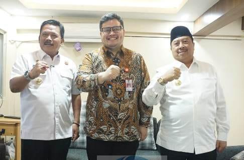 Tiga Bupati Bersatu, Warsubi, Hanindhito Himawan Pramana, dan Marhaen Djumadi Dorong Flyover Mengkreng Atasi Kemacetan Parah IMG 20260411 WA0008