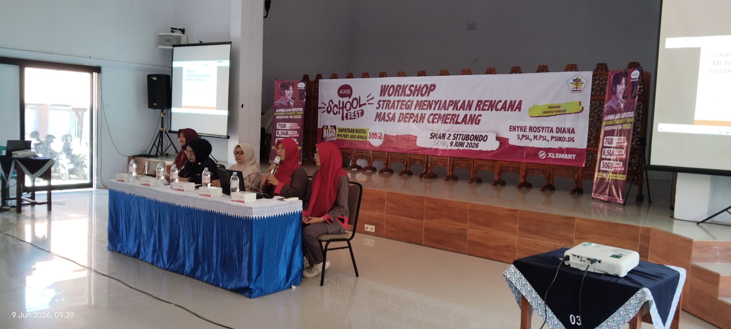 *XL SMART Kembali Gelar Workshop Strategi Perencanaan Masa Depan Cemerlang di Aula SMAN 2 Situbondo* 2 IMG 20260609 093932 scaled