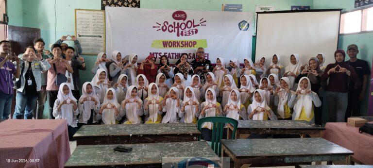 *Bertempat Di Aula MTS Fathus Salafi , XLSMART Menggelar Workshop “Bijak Bermedsos di Era Digitalisasi”* IMG 20260618 085717