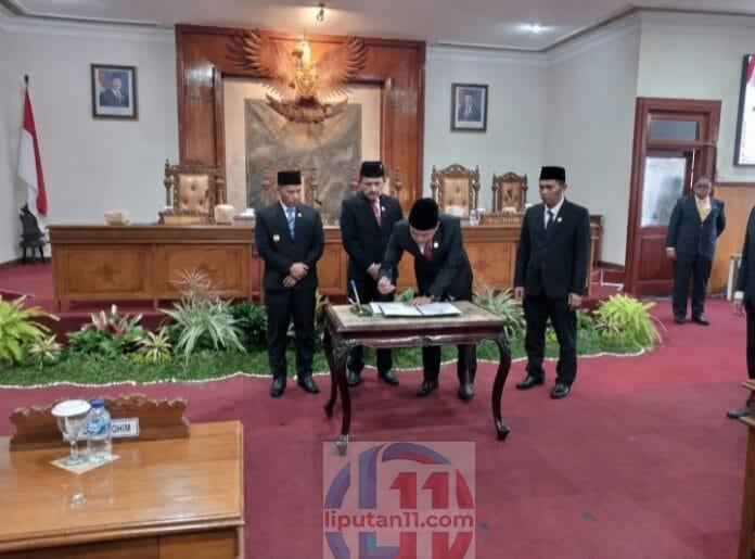 Rapat Paripurna DPRD Tulungagung Bahas Pertanggungjawaban APBD 2025 dan KUA-PPAS 2027, Plt. Ahmad Baharudin Sampaikan Apresiasi IMG 20260724 WA0006