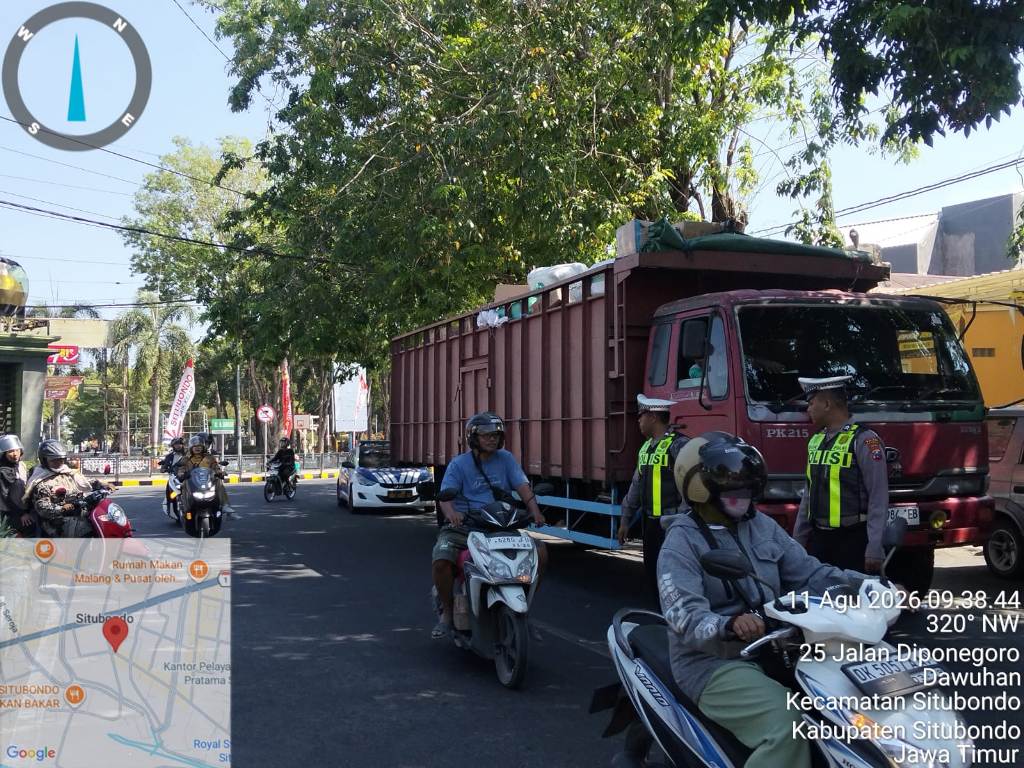 Satlantas Polres Situbondo Tertibkan Parkir Liar 1 155bec2e 703e 4641 8cac f5489b4b9165