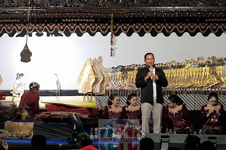 Hadiri Bersih Desa Gombang, Plt Bupati Ahmad Baharudin Ingatkan Warga Jaga Kerukunan 20260802 141919