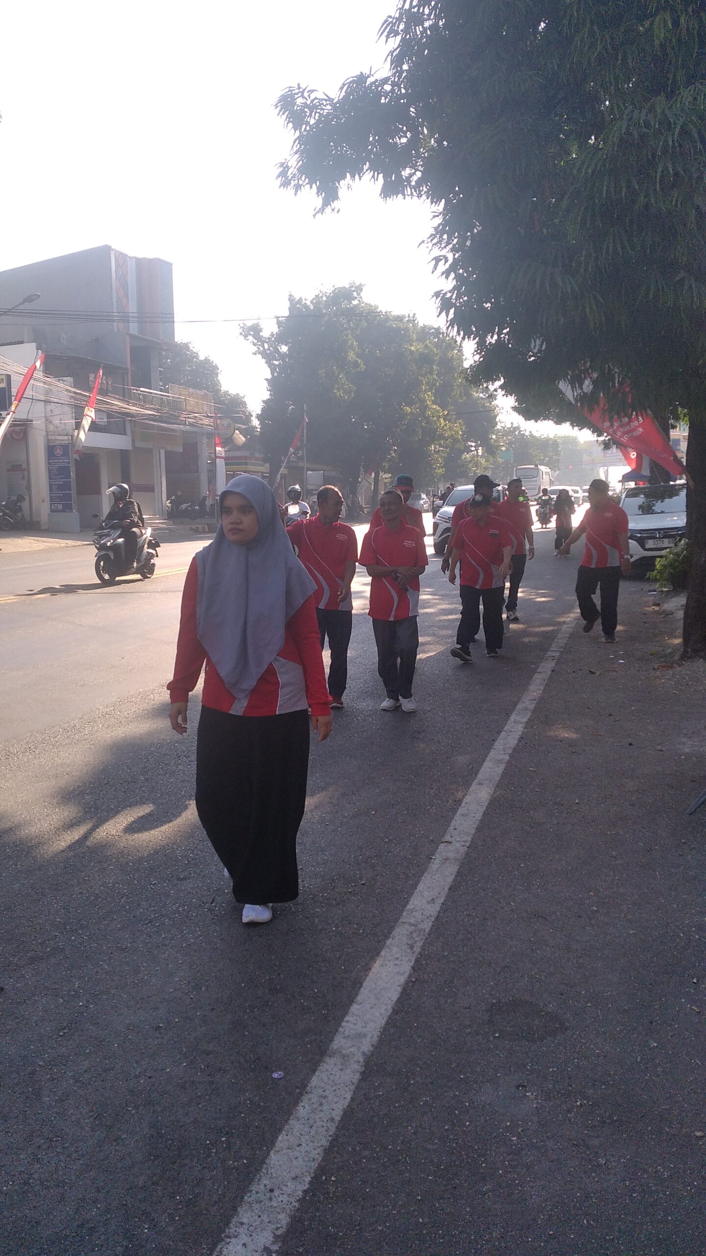 (*SMKS Ibrahimy Situbondo Semarakkan "Sehat Bersama, Hebat Bersama" Melalui Jalan Sehat*) 2 IMG 20260828 WA0062 scaled