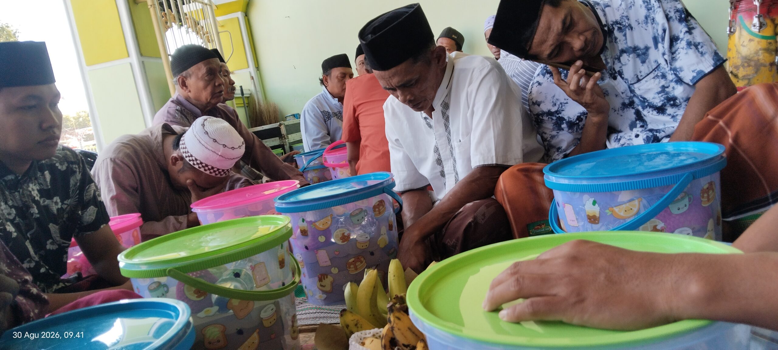 *Warga Mimbaan Rt.03/08 Panji Situbondo Gelar Peringatan Maulid Nabi Muhammad SAW di Kediaman H. Gufron* 1 IMG 20260830 094112 scaled