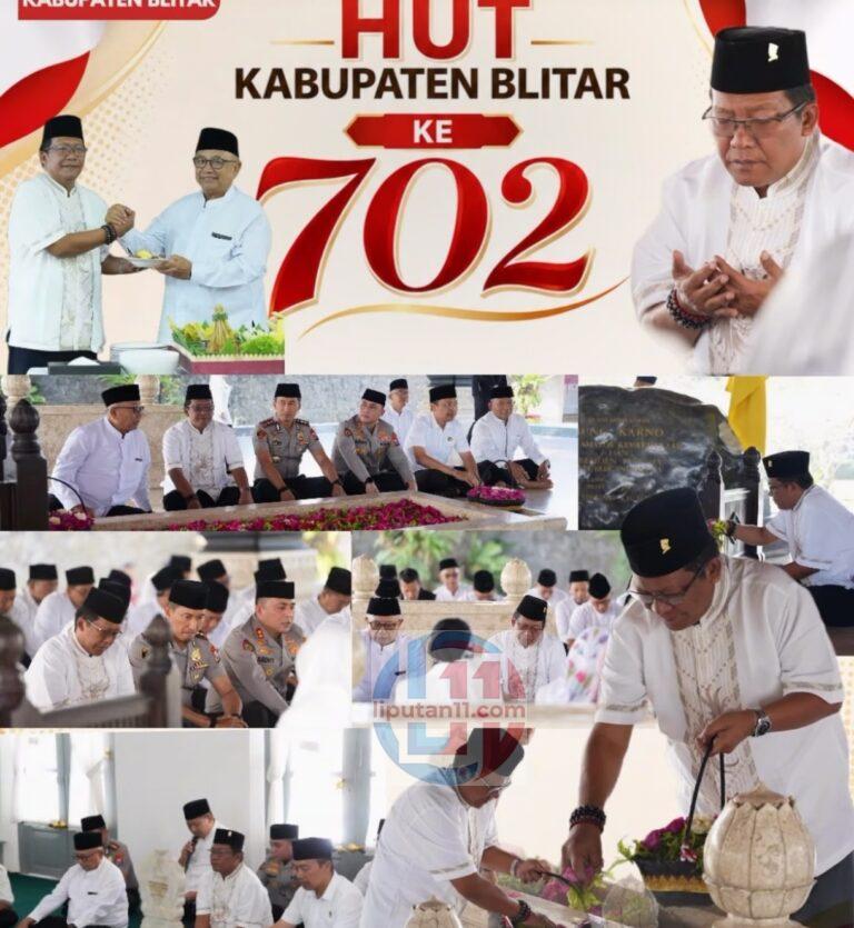Hari Jadi Blitar ke-702, Ketua DPRD Ikuti Ziarah ke Sejumlah Makam Bersejarah WhatsApp Image 2026 08 26 at 10.17.34