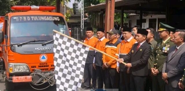 Plt Bupati Ahmad Baharudin Lepas Armada Bantuan Air Bersih 1791806396826